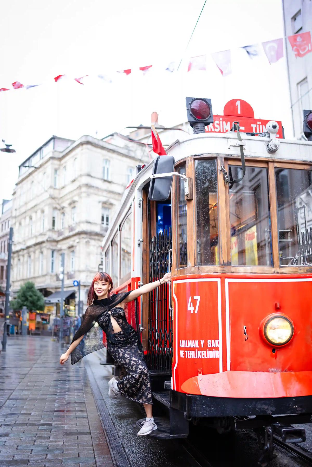 Private Istanbul Photoshoot Tour With Local Photographer | ®ExcursionMania