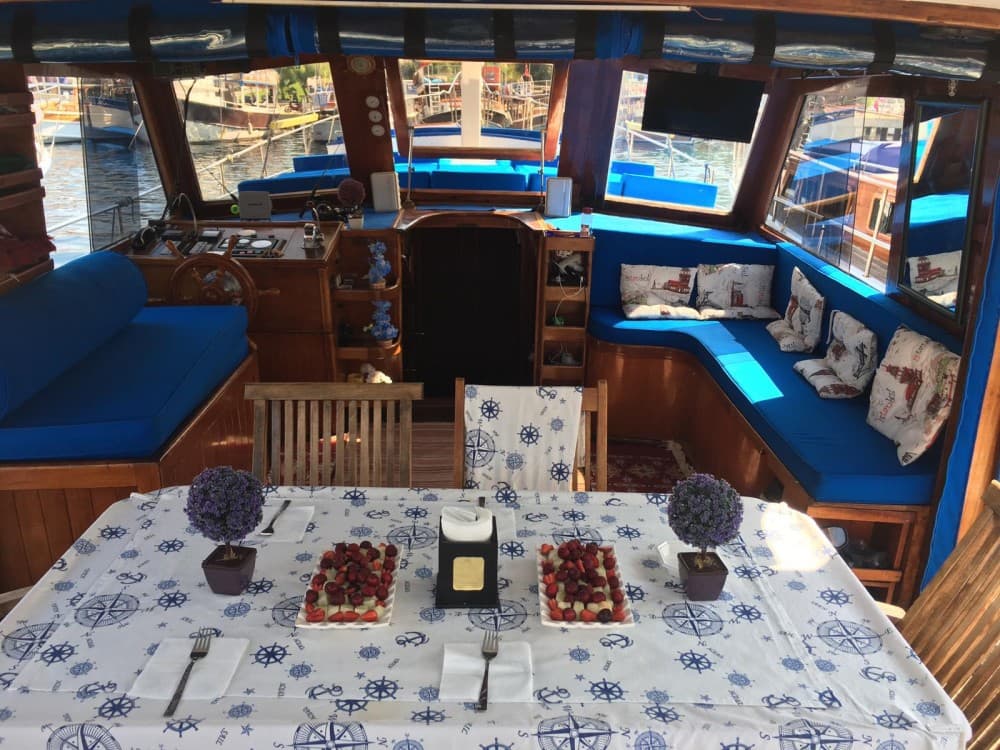 3-Hour Private Sunset Boat Tour With Dinner in Bodrum | ®ExcursionMania