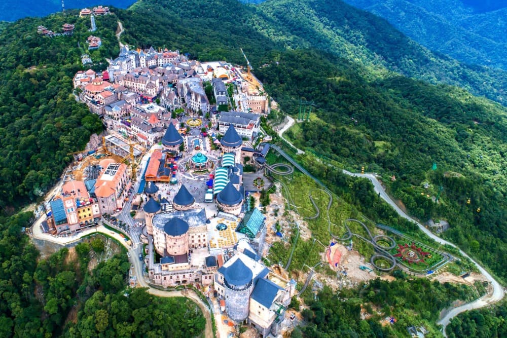 Hoi An/ Da Nang - Ba Na Hills - Golden Bridge Deluxe Small Group | ®ExcursionMania