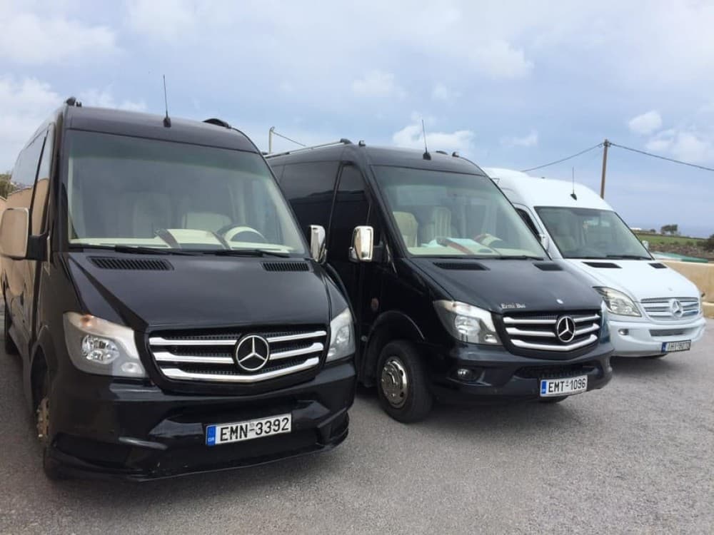 PRIVATE TRANSFER SANTORINI | ®ExcursionMania