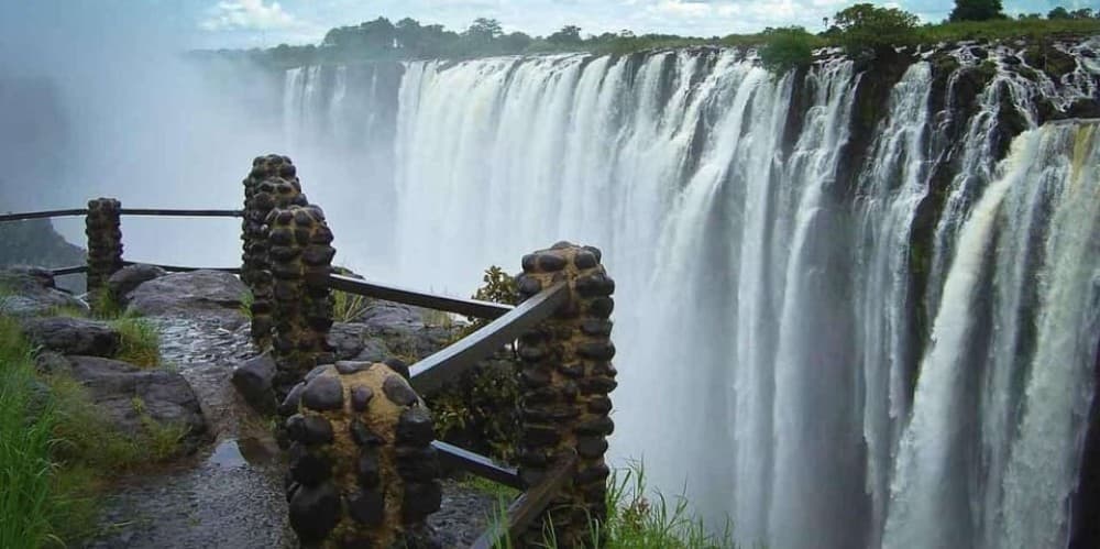 Victoria Falls Tour : Zimbabwe and Zambia From Both Sides | ®ExcursionMania