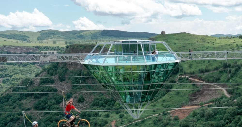 From Tbilisi: Diamond Bridge and Dashbashi Canyon Day Trip | ®ExcursionMania