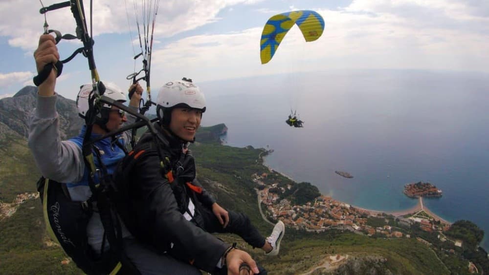 Paragliding Montenegro: Sveti Stefan Air Excursion | ®ExcursionMania