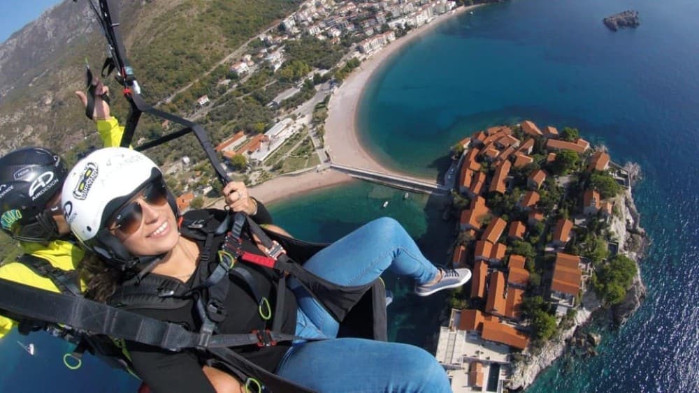 Paragliding Montenegro: Sveti Stefan Air Excursion | ®ExcursionMania
