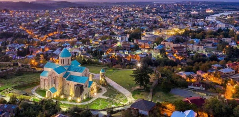 Kutaisi Monasteries: Bagrati, Gelati, Motsameta from Batumi | ®ExcursionMania