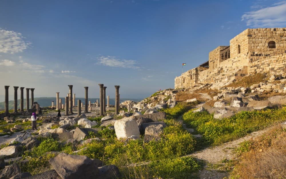 From Amman:Private Jerash, Ajloun Castle, and Umm Qais Tour | ®ExcursionMania