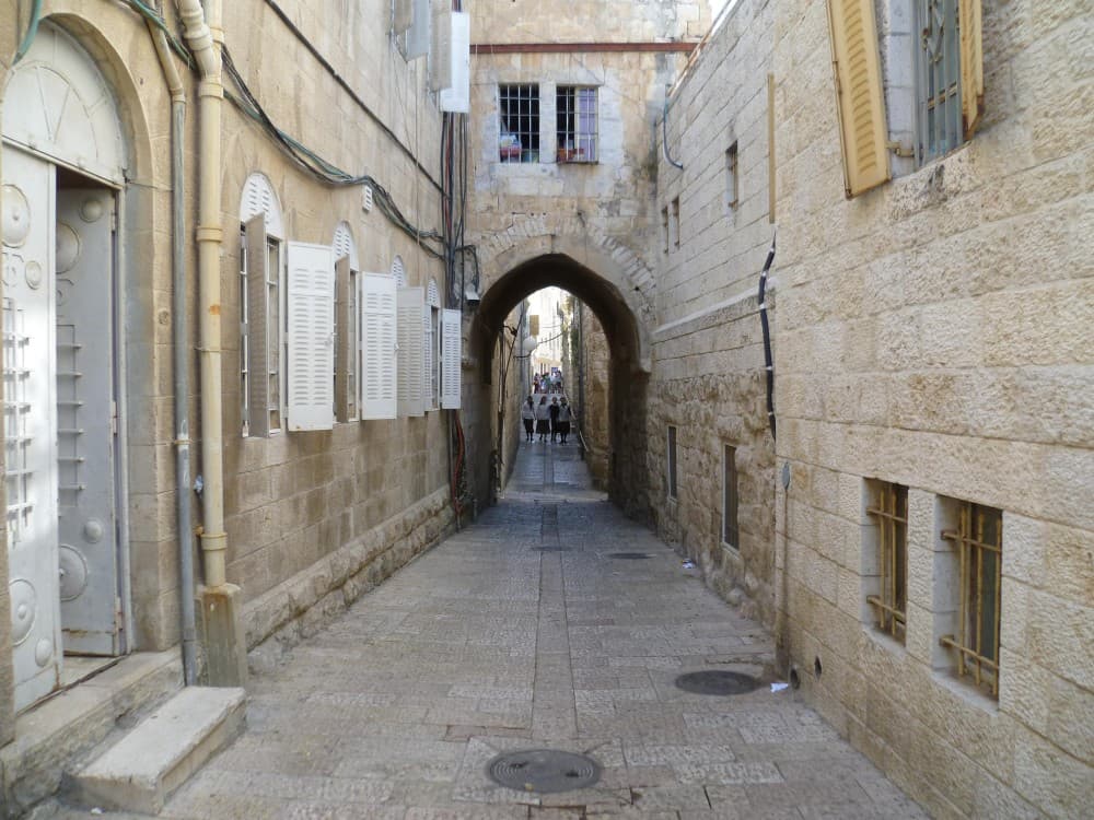 Krakow: Jewish Quarter and Schindlers Factory Guided Tour | ®ExcursionMania