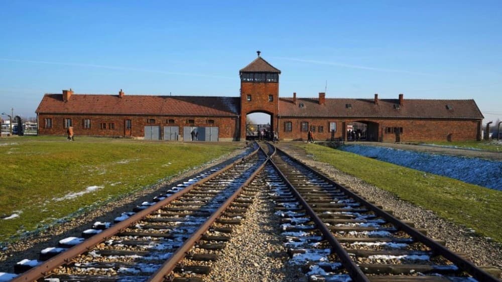 Krakow: Auschwitz-Birkenau Guided Tour with Hotel Transfer | ®ExcursionMania