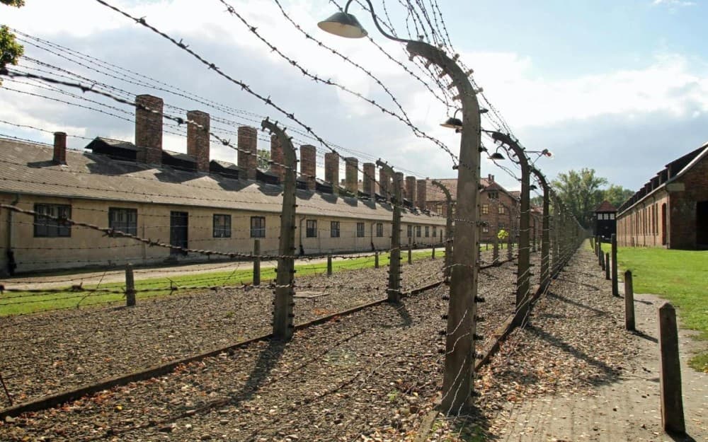 Krakow: Auschwitz-Birkenau Guided Tour with Hotel Transfer | ®ExcursionMania
