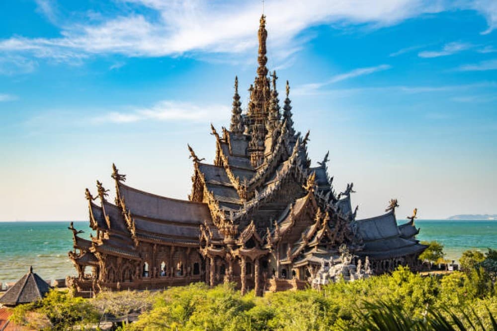 Bangkok: Sanctuary of Truth Tour | ®ExcursionMania