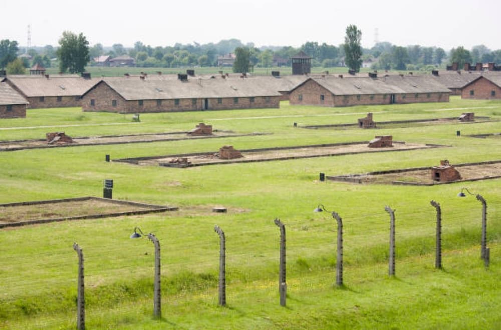 Krakow: Auschwitz-Birkenau Guided Tour with Hotel Transfer | ®ExcursionMania