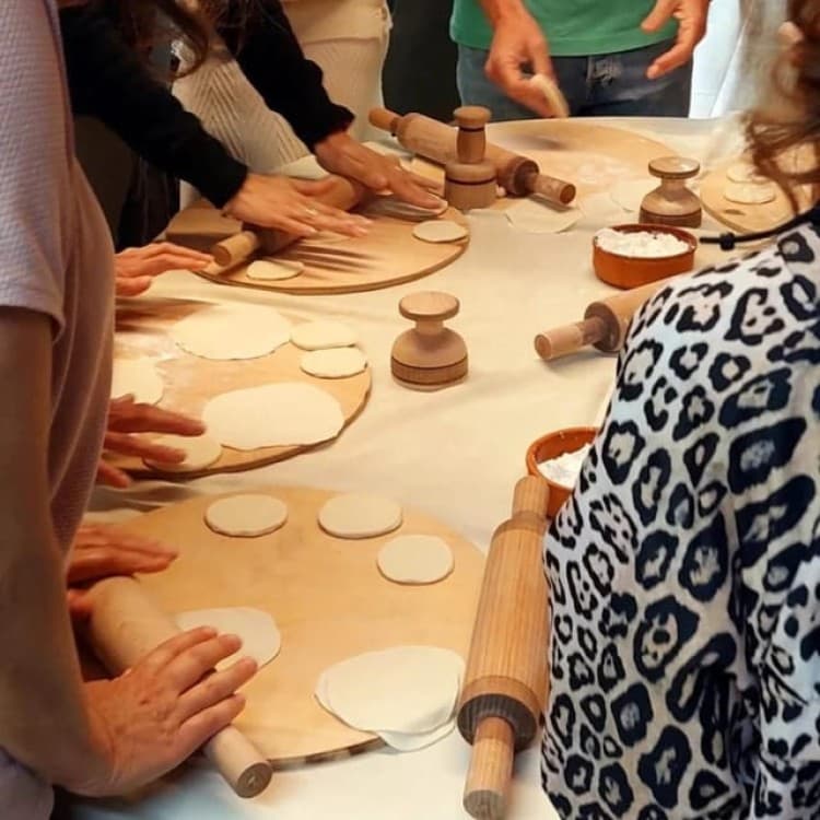 Kutaisi: Georgian Traditional Food Masterclass at family | ®ExcursionMania