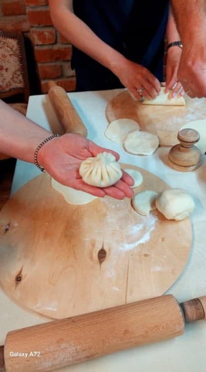 Kutaisi: Georgian Traditional Food Masterclass at family | ®ExcursionMania