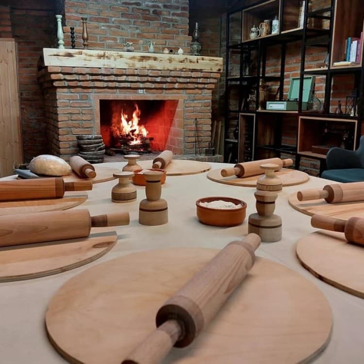 Kutaisi: Georgian Traditional Food Masterclass at family | ®ExcursionMania