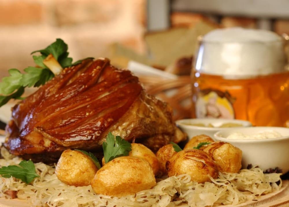 From Krakow: Zakopane Day Tour with Tasting & Funicular Ride | ®ExcursionMania