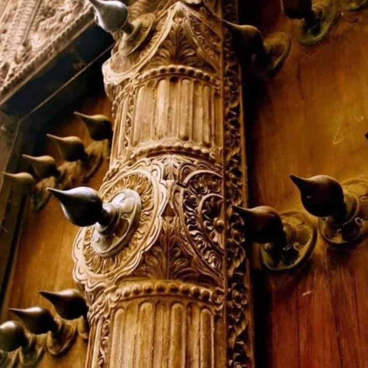 Zanzibar: Stone town walking tour Prison Island and spice | ®ExcursionMania