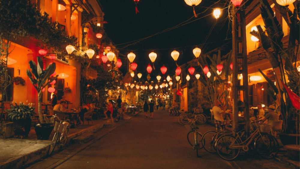 Shuttle bus Da Nang- Hoi An 730 AM/ 1230 PM/ 430 PM | ®ExcursionMania