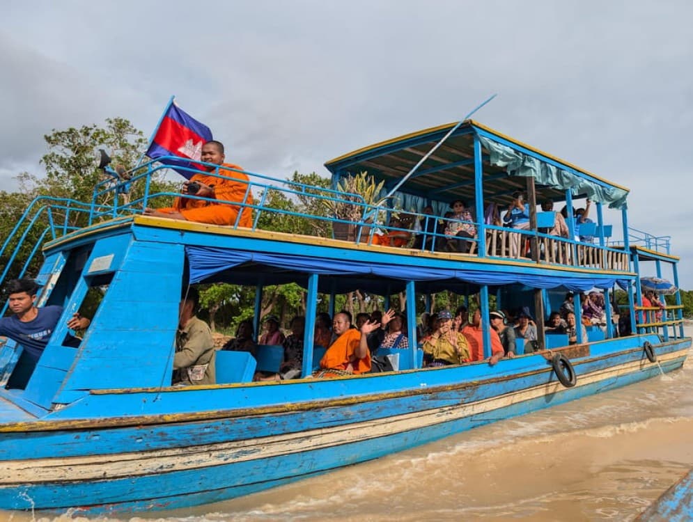 Kompong Kleang Floating Village Guide Tour from Siem Reap | ®ExcursionMania