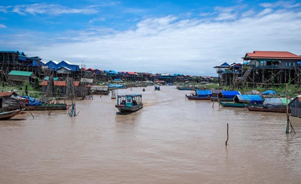 Kompong Kleang Floating Village Guide Tour from Siem Reap | ®ExcursionMania