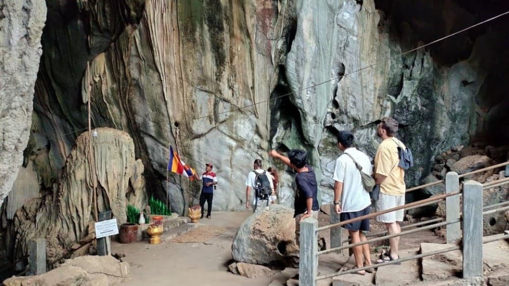 From Phnom Penh: Kampot Day Trip to Beautiful place W/ Guide | ®ExcursionMania