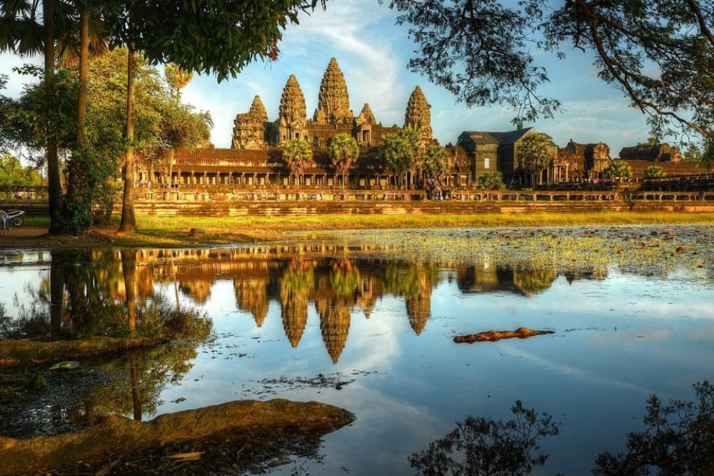 Angkor Zipline and Temple Tour with Sunset | ®ExcursionMania