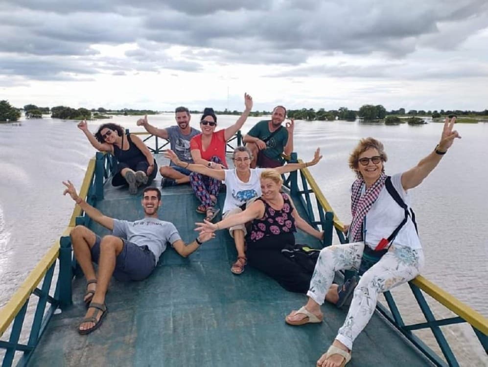 From Siem Reap: Floating Village Tour by Boat | ®ExcursionMania