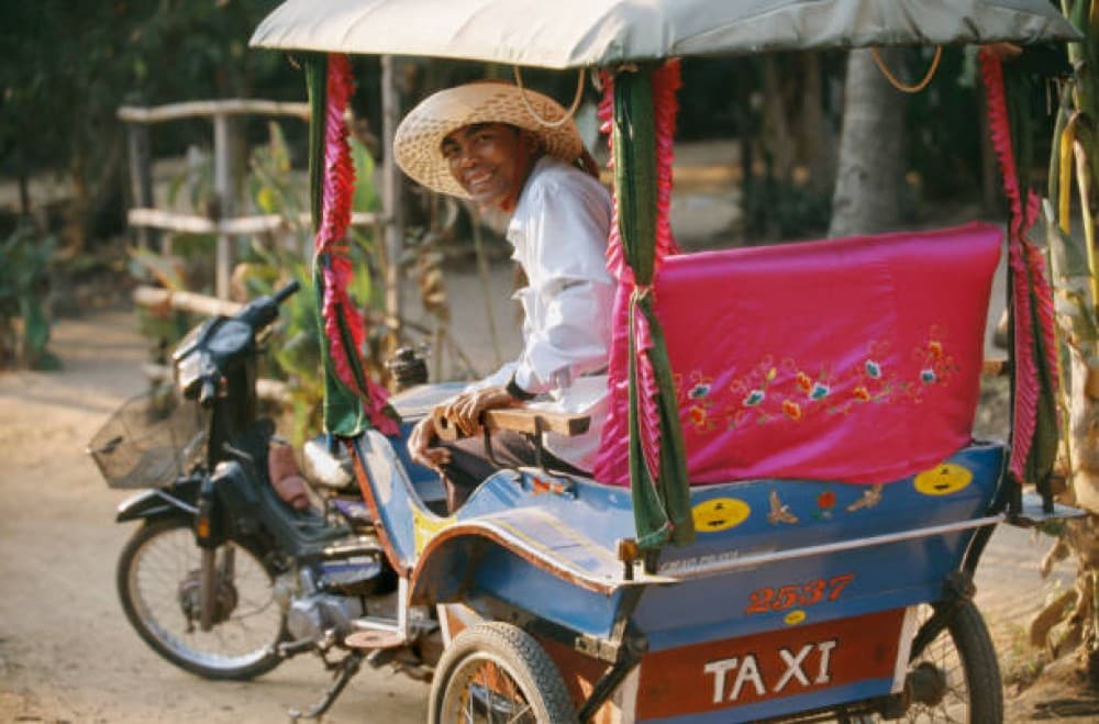 Siem Reap: 3-Hour Behind-the-Scenes Tuk-Tuk Tour | ®ExcursionMania