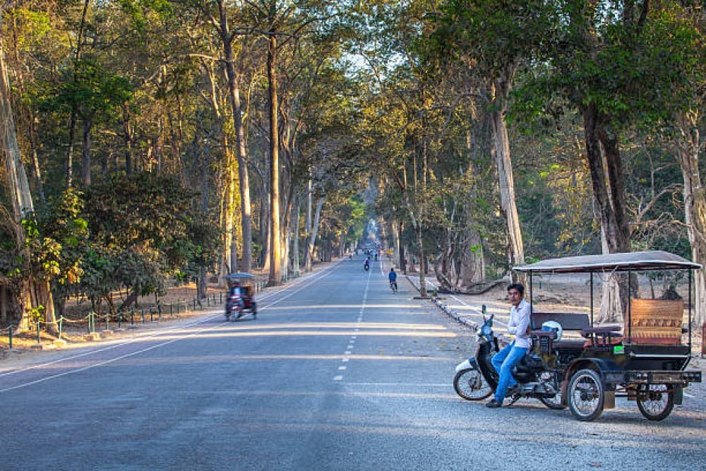 Siem Reap: 3-Hour Behind-the-Scenes Tuk-Tuk Tour | ®ExcursionMania