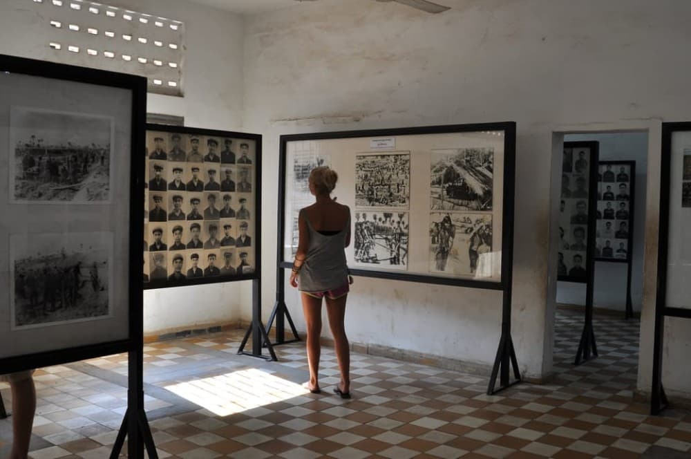 Khmer Rouge In Depth: Tuol Sleng Museum & Killing Fields | ®ExcursionMania