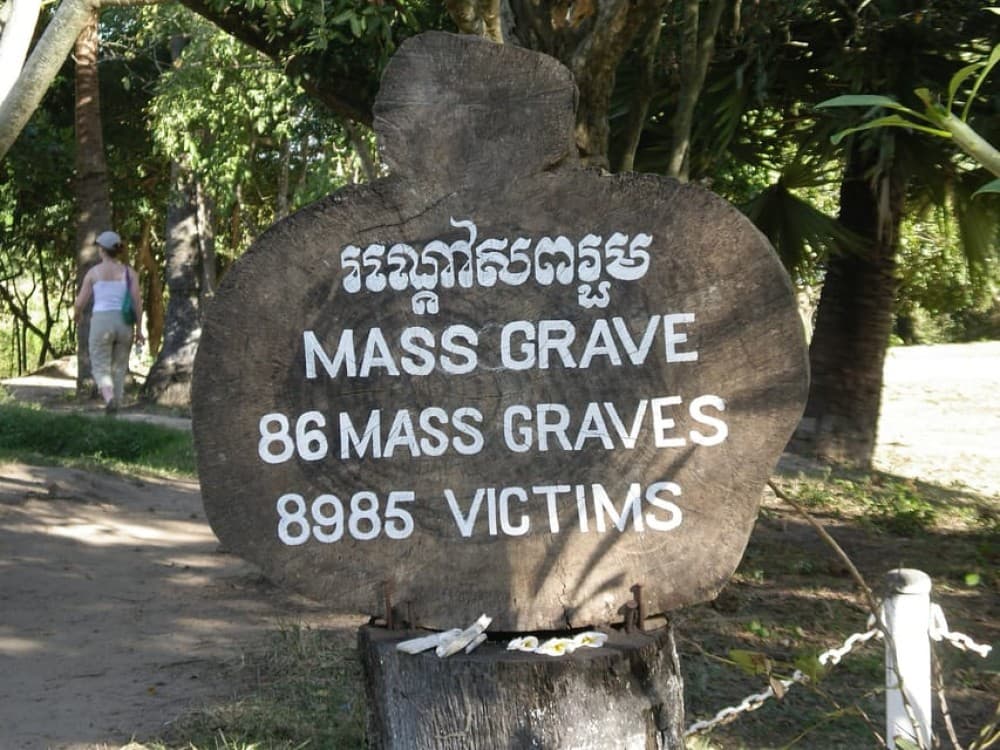 Khmer Rouge In Depth: Tuol Sleng Museum & Killing Fields | ®ExcursionMania
