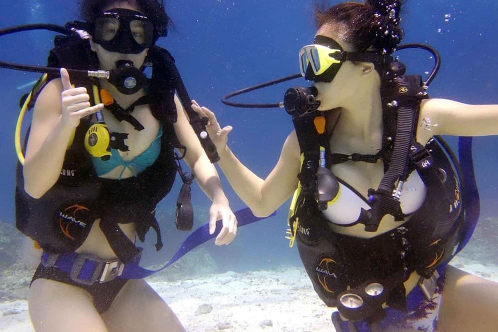 Antalya/Kemer: Scuba Diving Experience with Lunch & Pick up | ®ExcursionMania