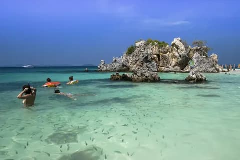 Phuket: 3 Khai Islands Snorkeling Tour | ®ExcursionMania