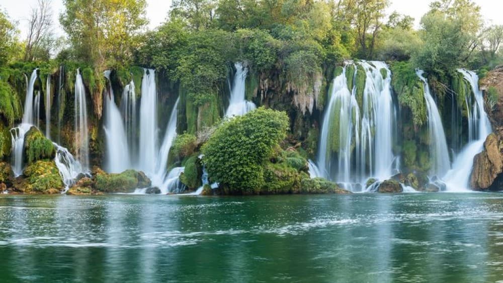 From Dubrovnik: Mostar and Kravica Waterfall Day Trip | ®ExcursionMania