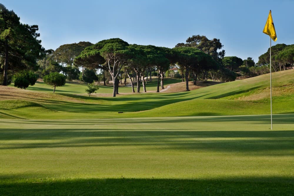 Lis: Golf Adventure with Coach, Transfers & Dining Concierge | ®ExcursionMania