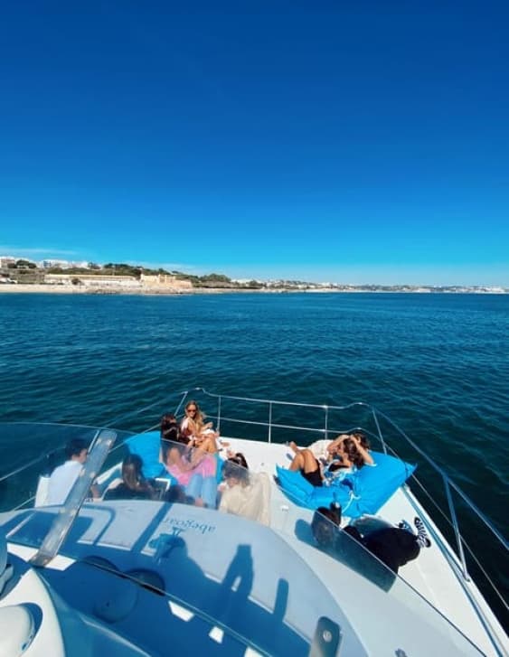 Lisbon: 6H Private Luxury Catamaran Tour with Dives | ®ExcursionMania