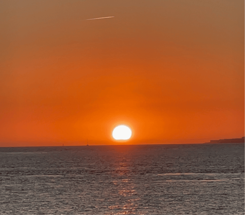 Lisbon: Mojito Sailing Sunset on a Catamaran | ®ExcursionMania