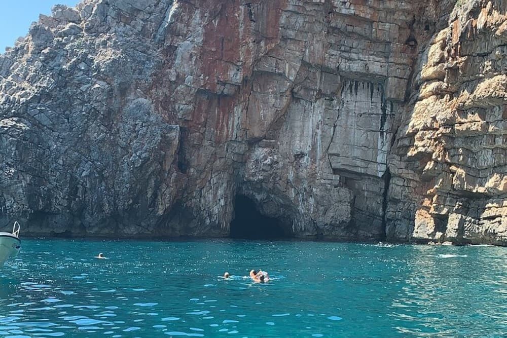 Blue Cave, Mamula Island, Submarine Tunnel, Lady of the Rocks 3hr | ®ExcursionMania