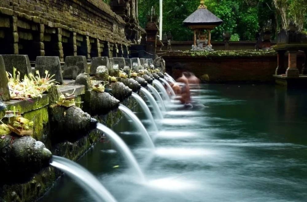 Full-Day Tour to Water Temples and UNESCO Rice Terraces in Bali | ®ExcursionMania