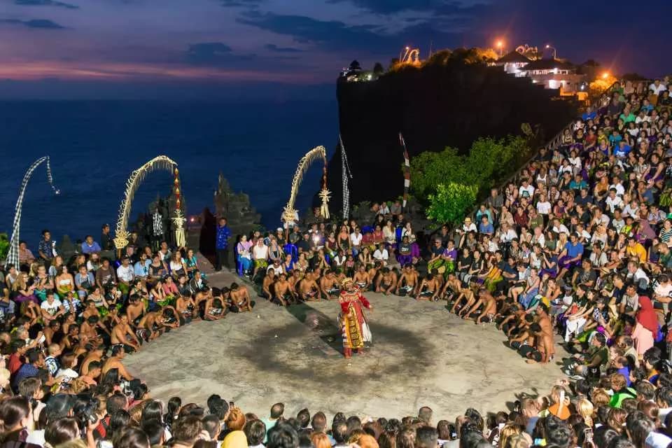 Half-Day Tour: Uluwatu Temple and Kecak Fire Dance Show | ®ExcursionMania