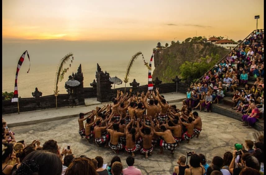 Half-Day Tour: Uluwatu Temple and Kecak Fire Dance Show | ®ExcursionMania