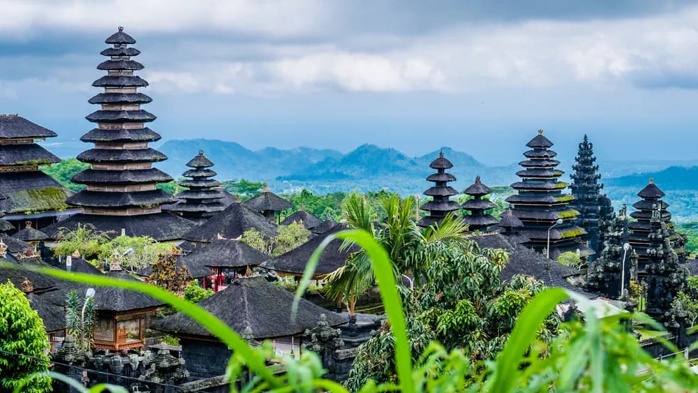 Besakih Temple Tour: the Biggest Temple in Bali | ®ExcursionMania