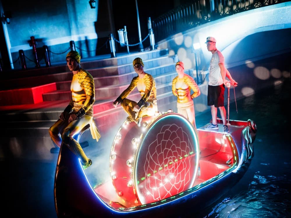 Antalya Land of Legends Night Show With Boat Parade | ®ExcursionMania