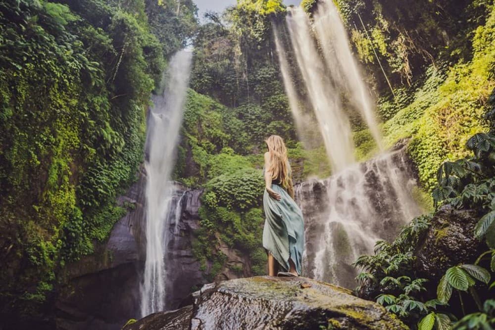 Private Tour: Amazing Sekumpul Waterfall and Ulun Danu Temple | ®ExcursionMania