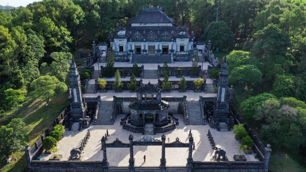 From Da Nang: Hue Imperial City Full-Day Tour | ®ExcursionMania