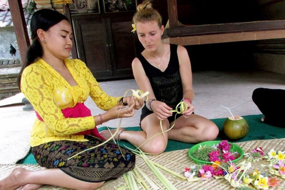 Private Tour: Ubud Day Tour with Traditional Offering Lesson | ®ExcursionMania