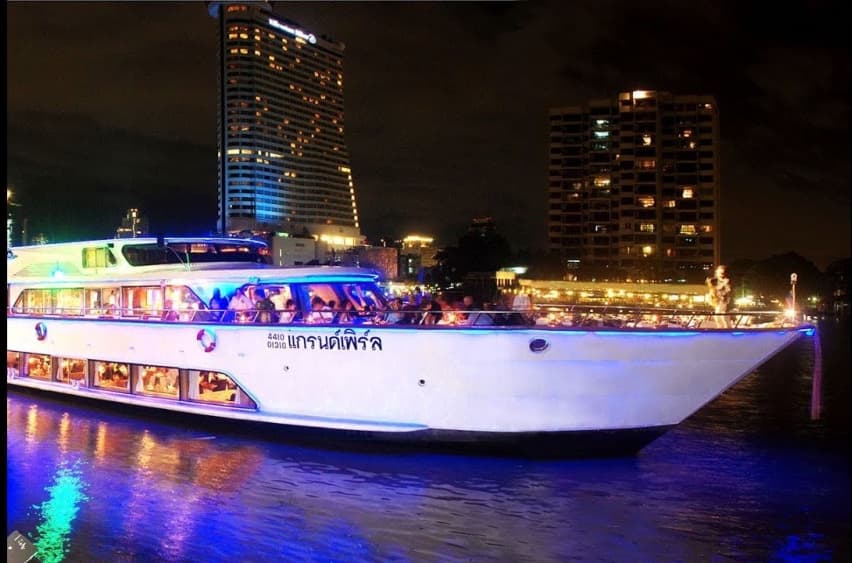 Grand Pearl Luxury Dinner Cruise at Bangkok Admission TicketSHA Plus | ®ExcursionMania