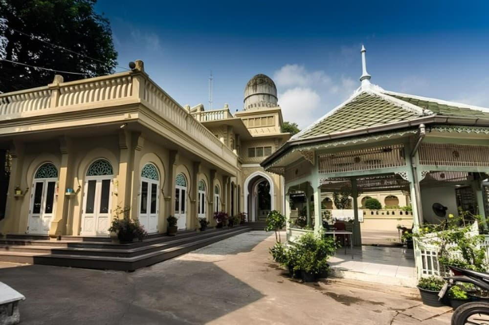 Bangkok Muslim Landmarks Tour with Grand Palace & Halal Meal | ®ExcursionMania
