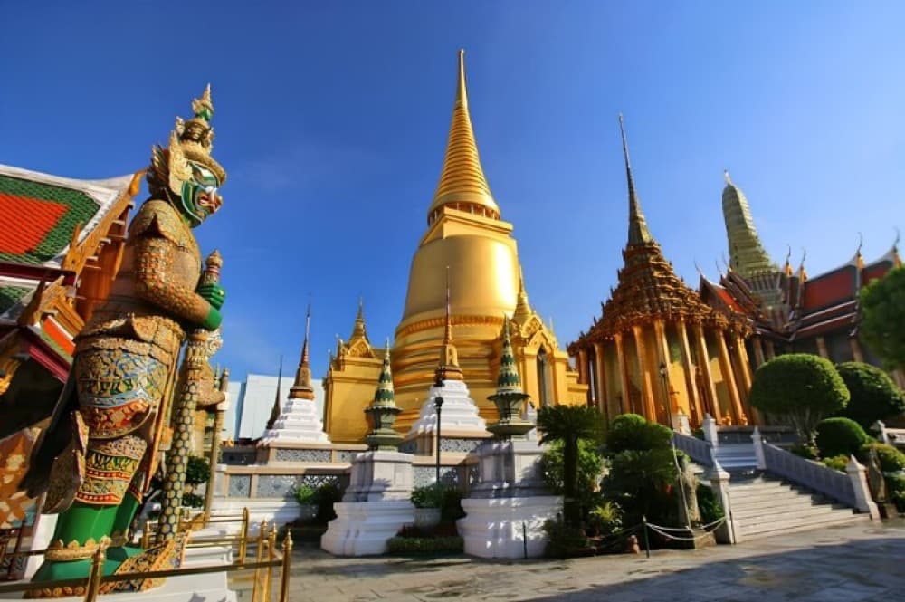 Bangkok Muslim Landmarks Tour with Grand Palace & Halal Meal | ®ExcursionMania