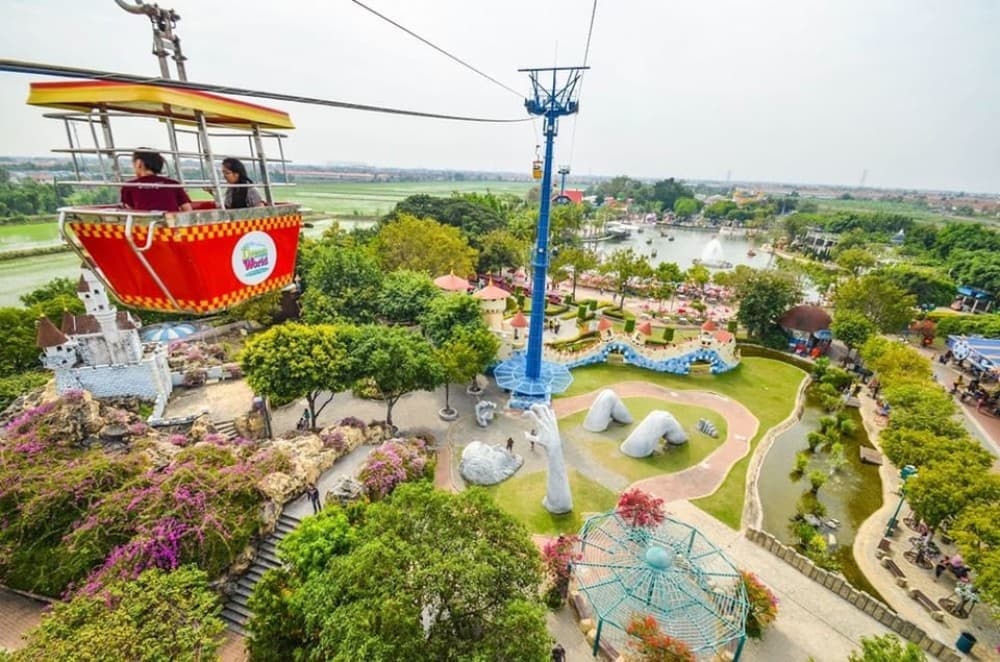 Dream World Super Visa Ticket with Hotel Pickup and Lunch | ®ExcursionMania