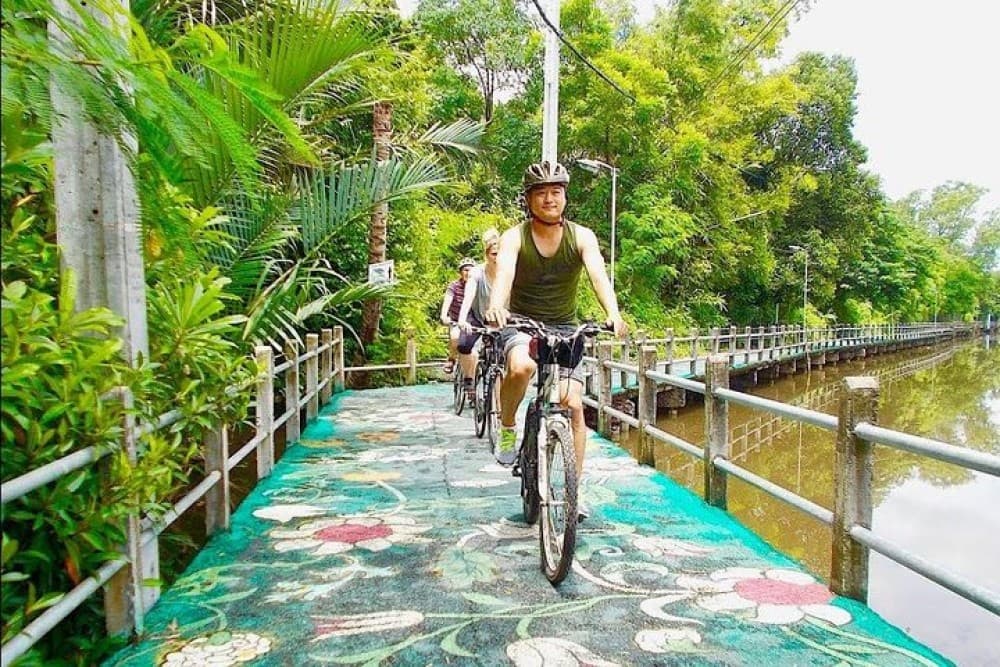 Lost in Bangkok : Green Lung Jungle Bicycle Ride with Lunch | ®ExcursionMania